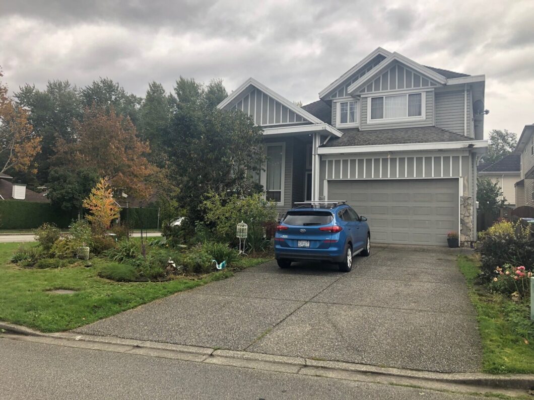 37389C1634330691336 6496 189 Street