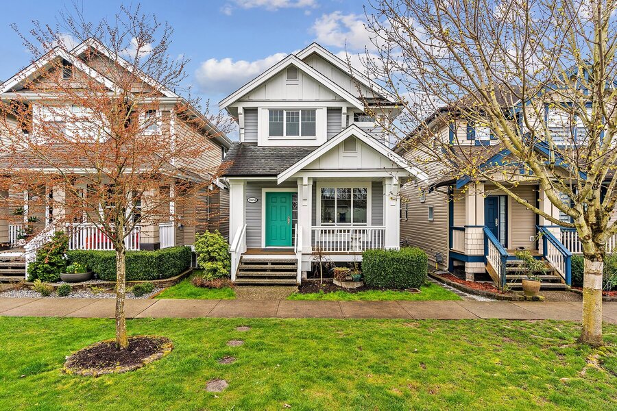 37389C1649964140377 19058 70 Avenue