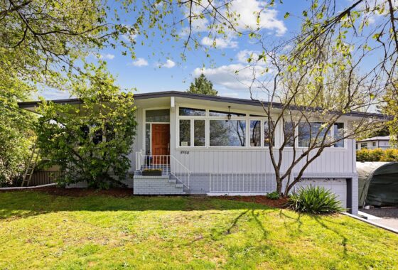 37389C1654548941512 5958 182 Street