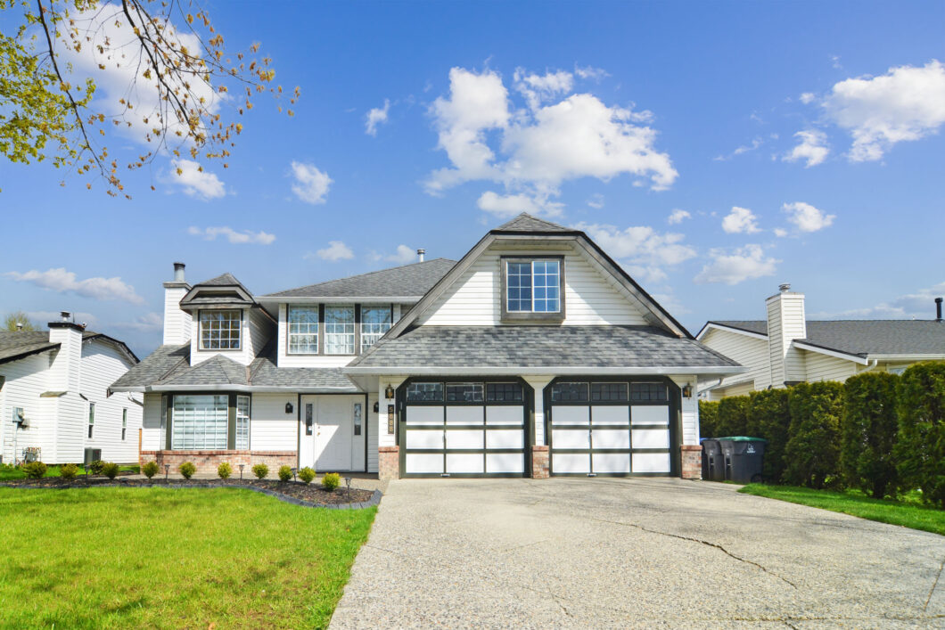 37389C1655927212229 5888 169 Street