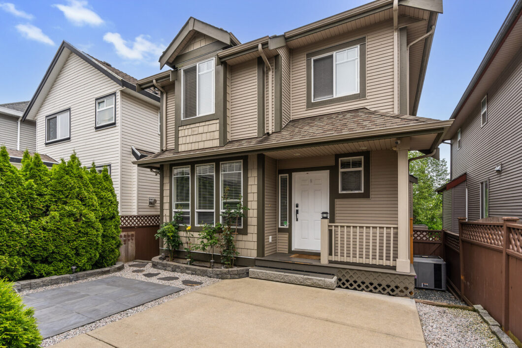 37389C1672446757297 6672 195 Street