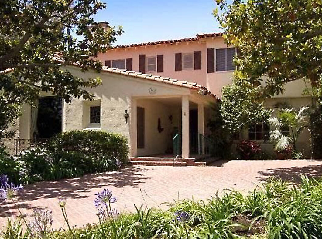 37408C1581618842255 525 North Foothill Road