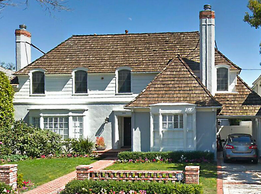 37408C1581622679953 242 South McCarty Drive