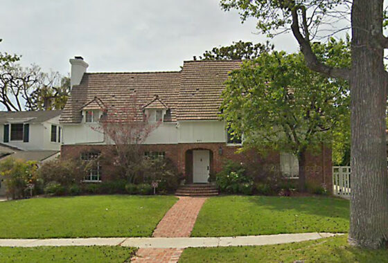 37408C1581624106314 441 Loring Avenue