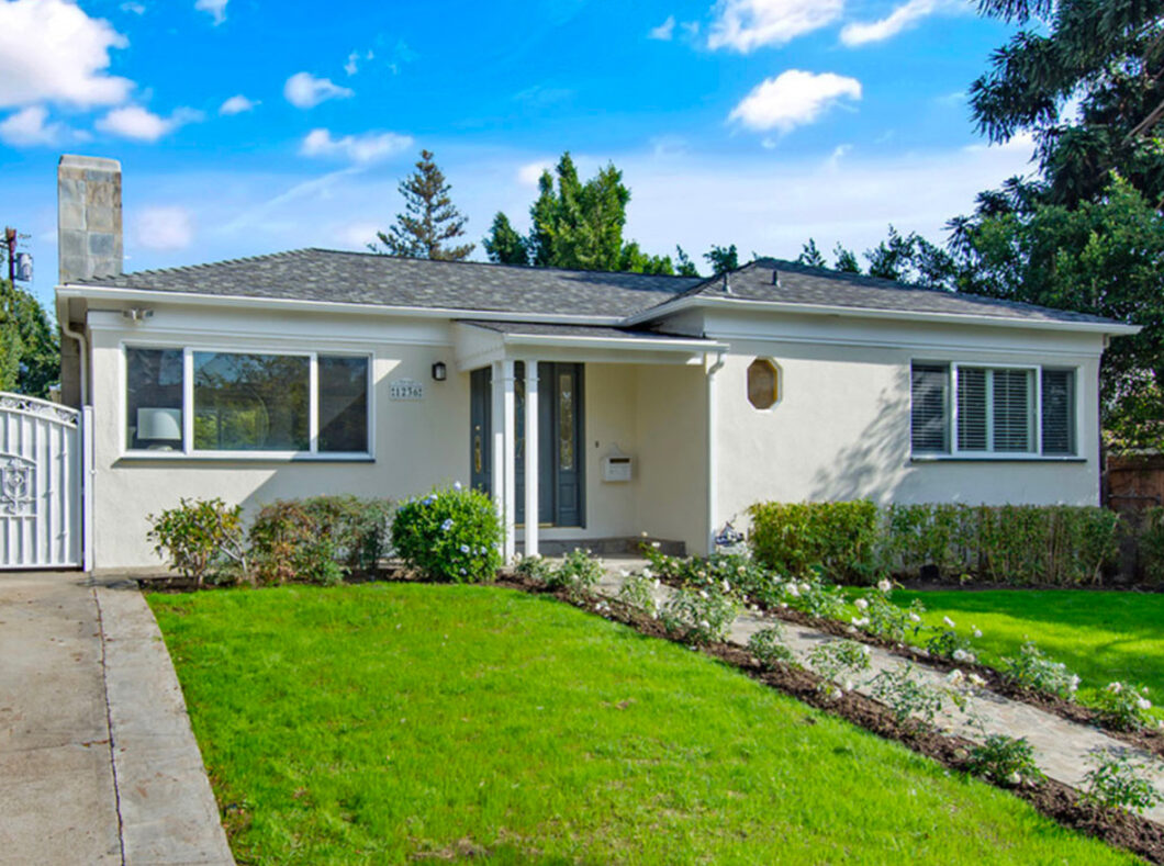 37408C1581635010132 1236 Holmby Avenue