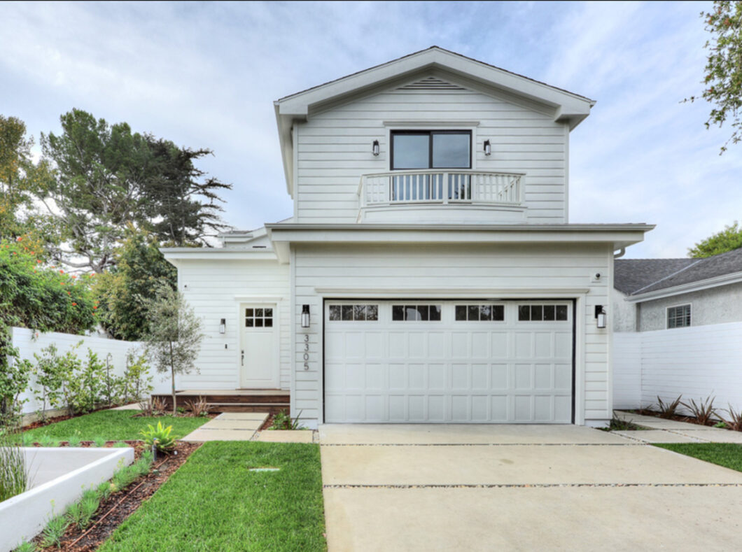 37408C1581636788996 3305 Greenfield Avenue
