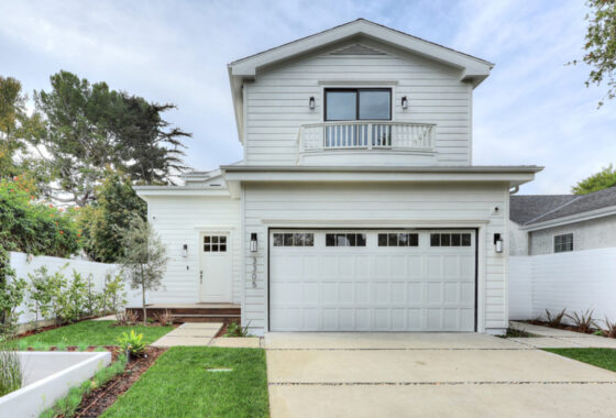 37408C1581636788996 3305 Greenfield Avenue