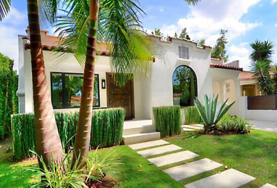 37408C1581975112308 508 North La Jolla Avenue
