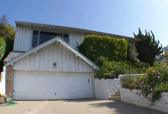 37408C1581978528892 861 Berkeley Street