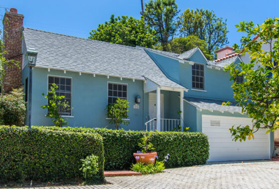37408C1582042361503 10342 Lorenzo Avenue