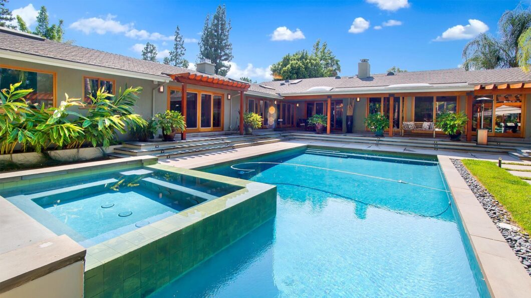 37540C1581566601653 5310 Aldea Ave