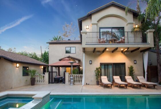 37540C1581566789361 4816 Sylmar Ave