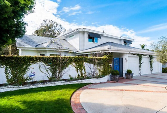 37562C1581695996605 2803 Pacific Avenue