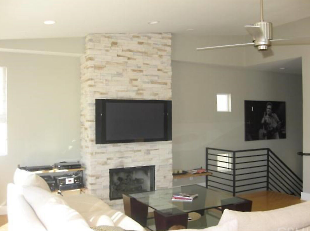 37562C1581821849072 1506 Palm Drive