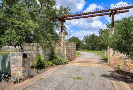 37664C1615245255951 25014 Pedernales Canyon Trail,
