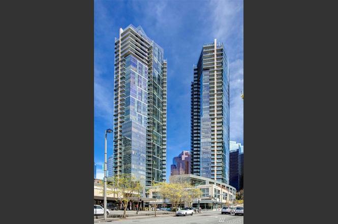 37670C1587101080261 10700 NE 4th Street