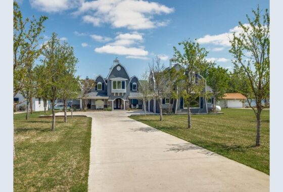38395C1620225142481 2635 HIdeaway Lane