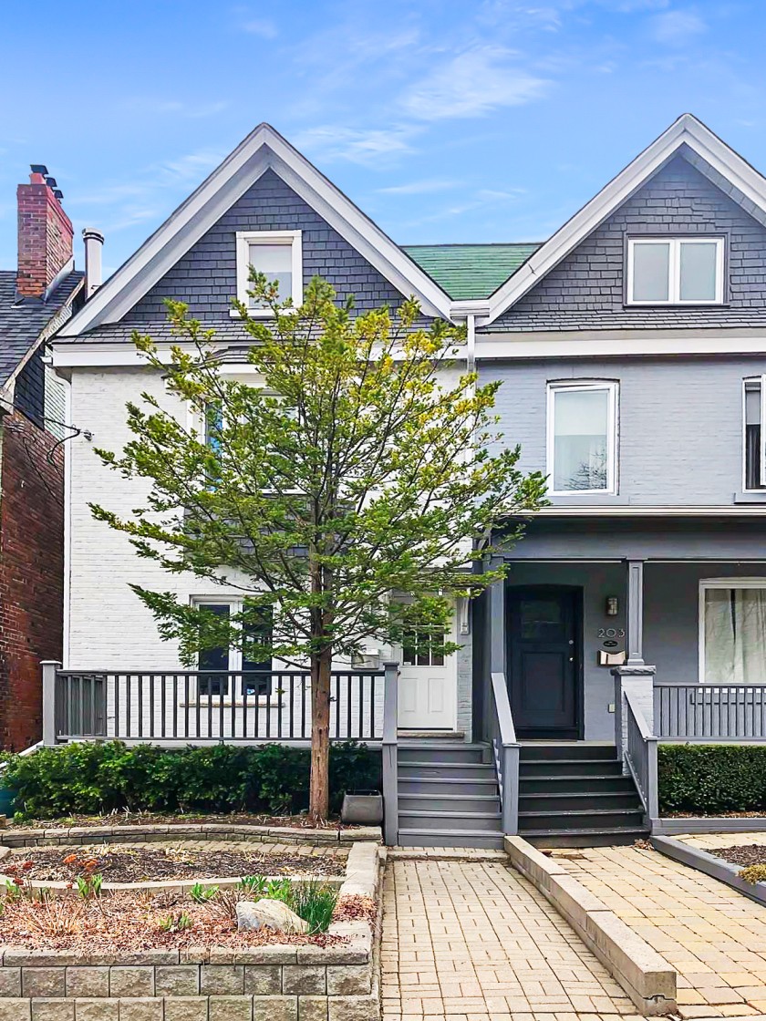 38974C1588799164270 205 Victor Ave