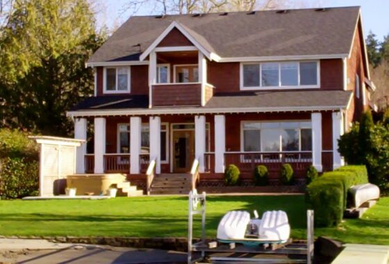39491 109 East Lake Sammamish Lane NE