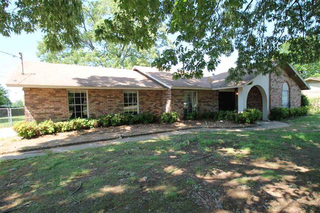 39607C1598554641933 3408 Moores Ln.