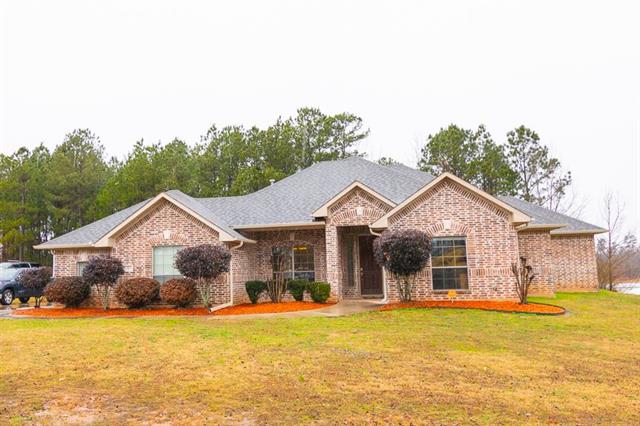 39607C1619817637141 6 Meredith Way