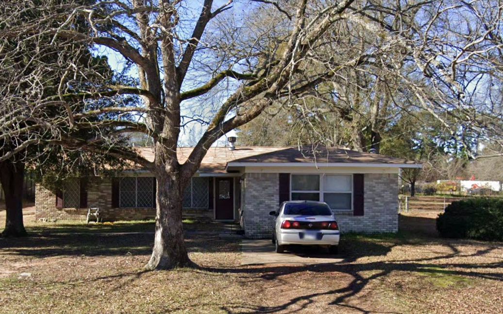 39607C1621448848556 125 N Pecan