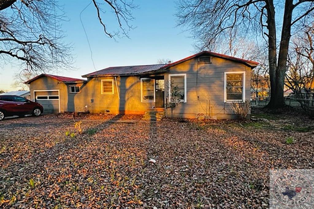 39607C1680649829057 130 Hickory