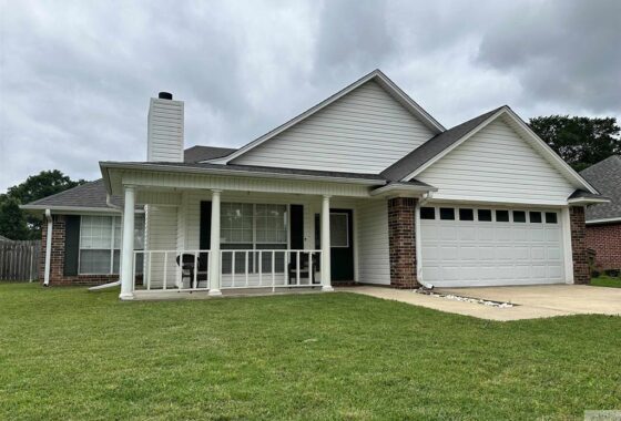 39607C1688165983788 22 Lacey Dr.
