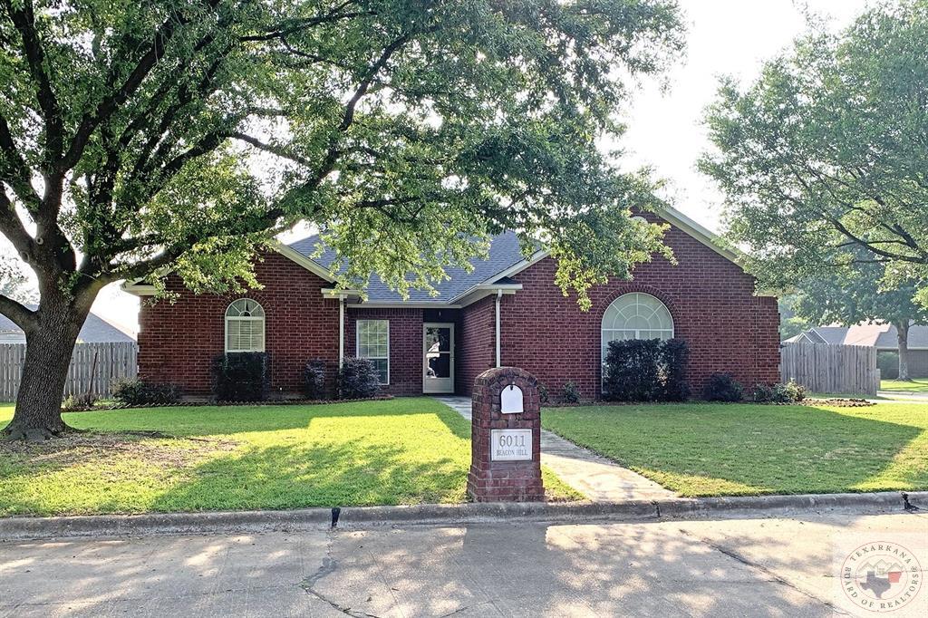 39607C1689368486454 6011 Beacon Hill Dr.