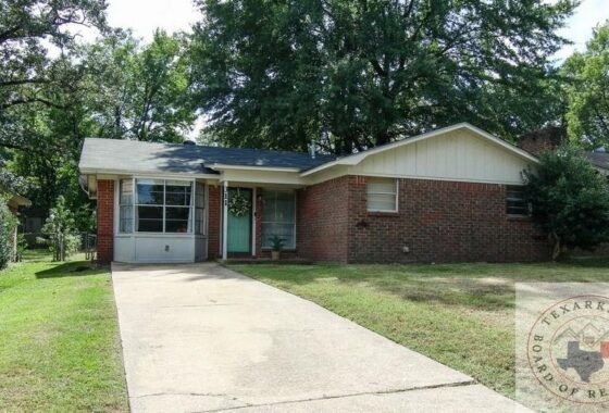 39607C1711407710358 311 Hickerson