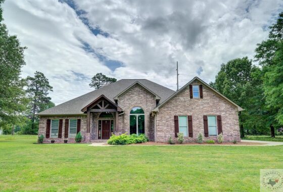 39607C1719793004548 15 Saddlebrook Dr.