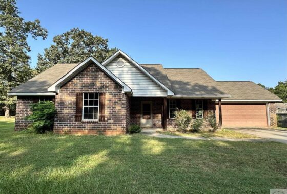 39607C1732312317104 319 Memorial Dr.