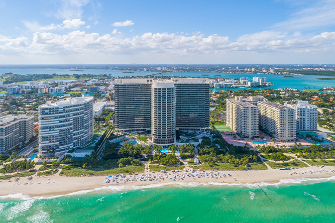 39670C1610052815050 9703 Collins Ave PH