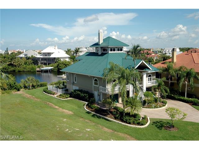 39698 211 BAYFRONT DR