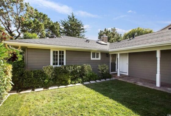 39935C1594879142200 115 Prince Royal Drive