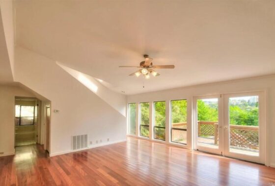39935C1594940063805 679 Magnolia Avenue