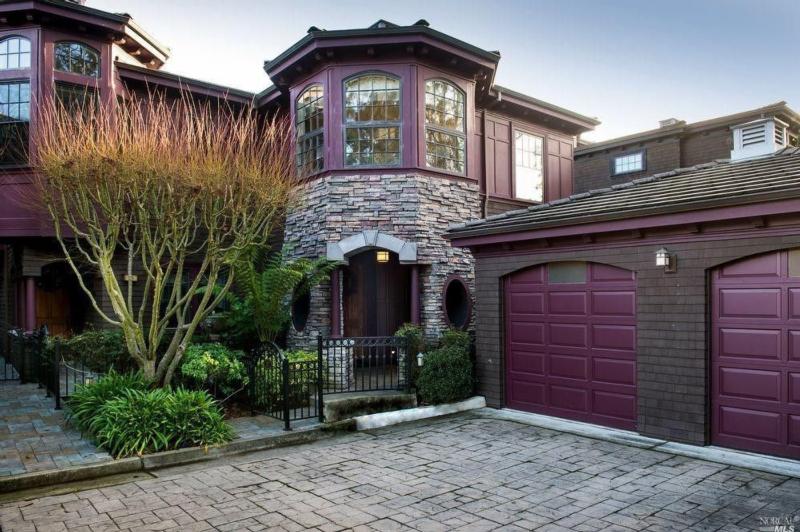 39935C1594957015419 27 De Silva Island Drive