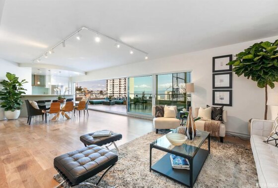 39935C1638331309598 30 Miller Pl #1