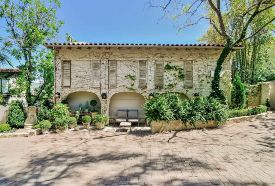 39980 1364 Angelo Drive