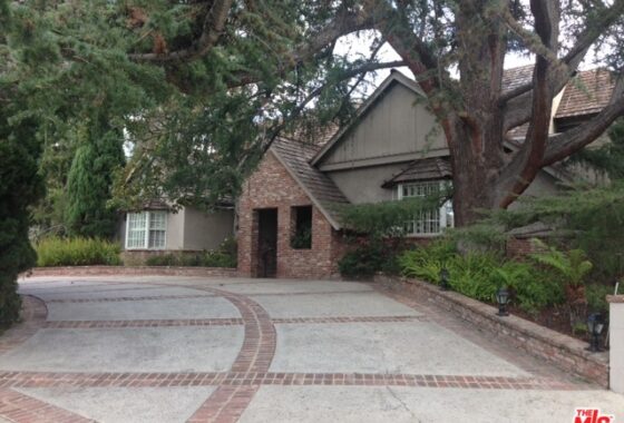 40066 506 N. Bedford Dr.