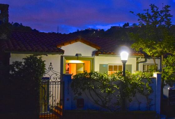 40291C1596063360600 2345 Castilian Drive