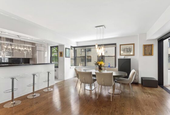 40586C1609985548015 1025 5th Avenue 5GN