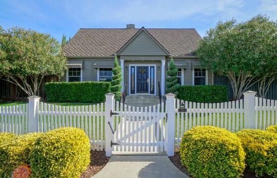 40674C1613094324017 100 Amanda Lane