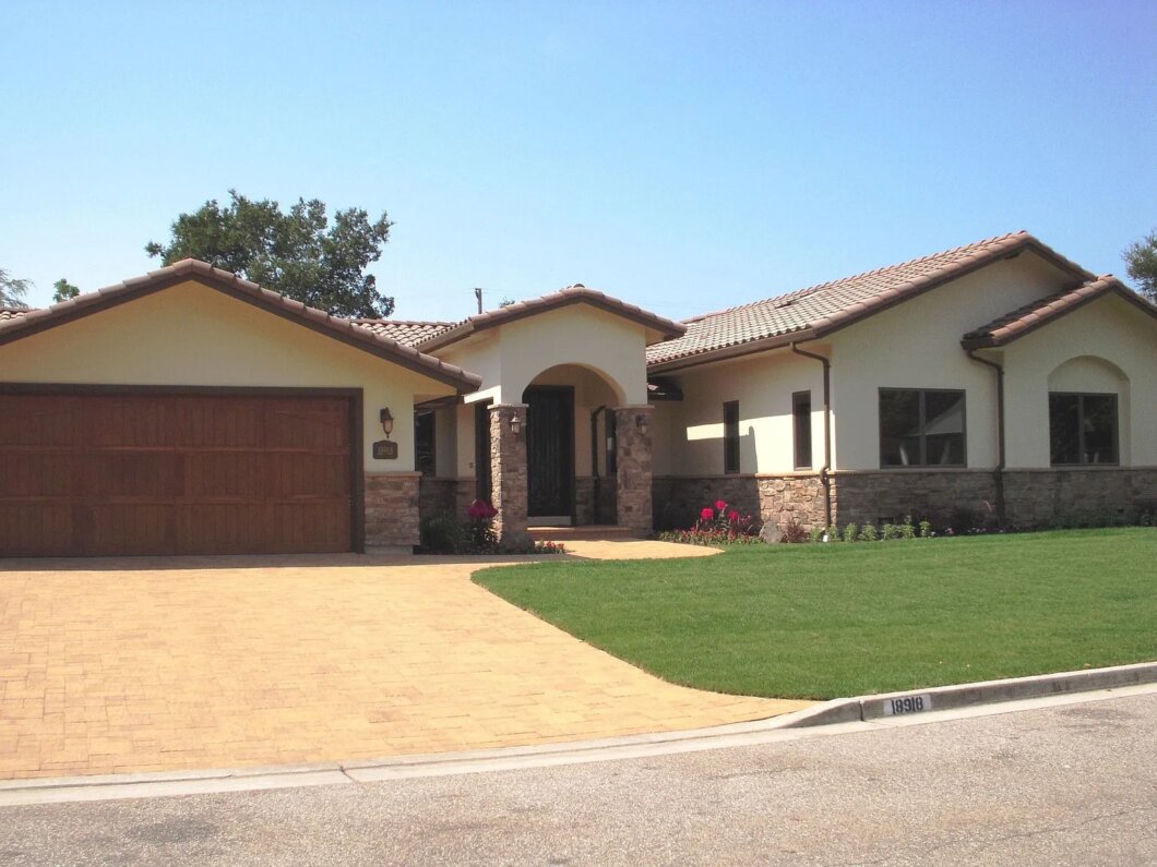 40674C1613096092925 18918 Cabernet Dr