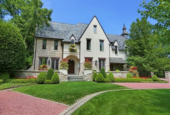40837 635 E 6th Street