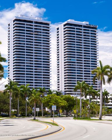 41347C1605812484297 525 S Flagler Drive