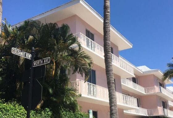 41347C1605904242687 401 Worth Ave.
