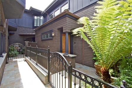 41798 32 De Silva Island Drive