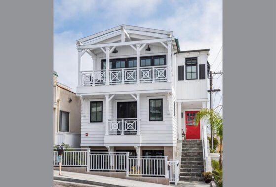 42352C1607630337062 120 28th Street