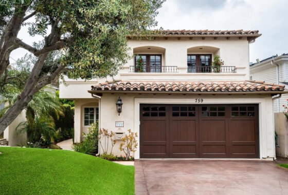 42352C1607639041516 759 29th Street